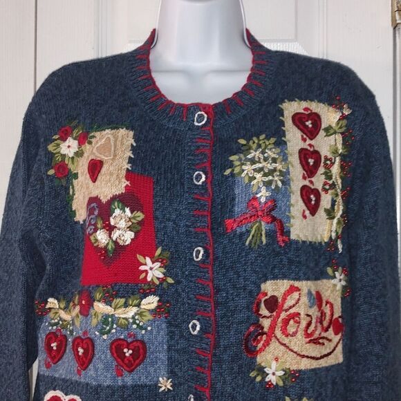 Heirloom Collections valentine holiday heart roses love cardigan  Sz M NWOT - Picture 3 of 5
